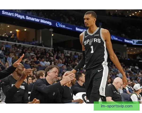 追梦本赛季MVP之争文班若想超越亚历山大需更突出表现